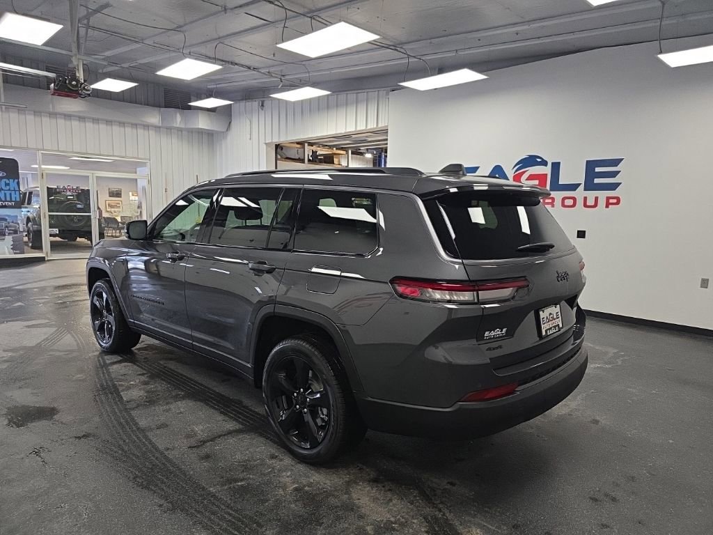 New 2026 Jeep Grand Cherokee L Limited w/ Limited Altitude Package image 8