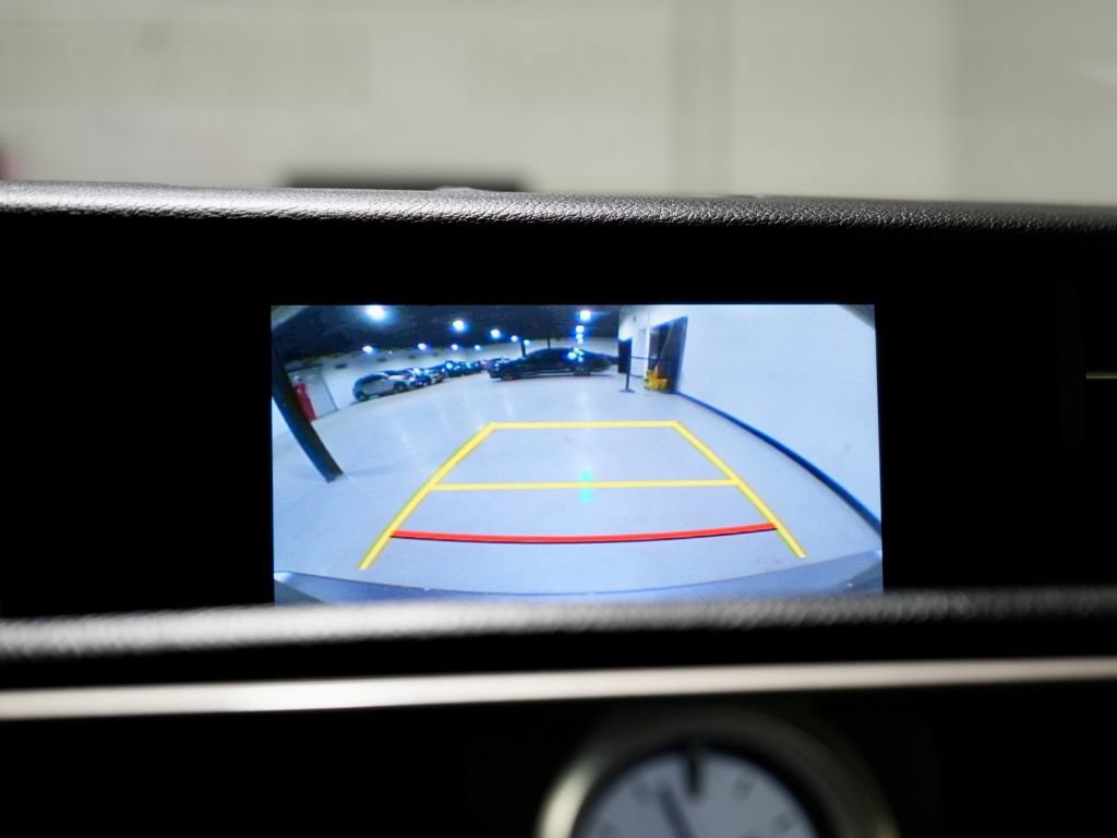 Used 2016 Lexus RC 300 AWD image 4