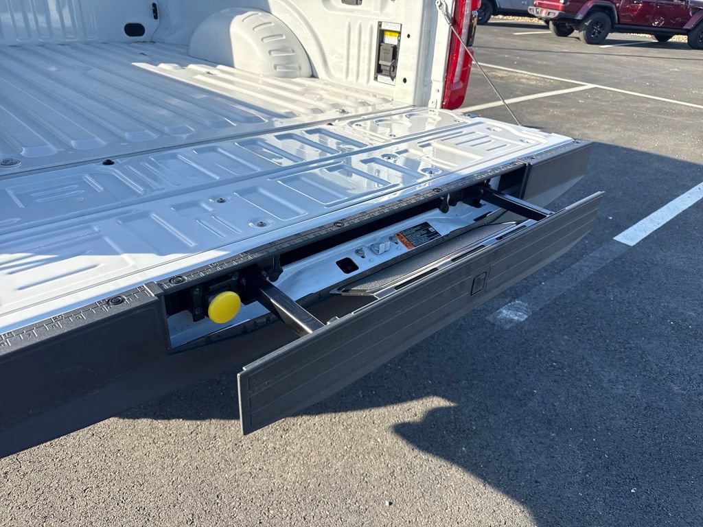 New 2025 Ford F350 King Ranch w/ Chrome Package image 63