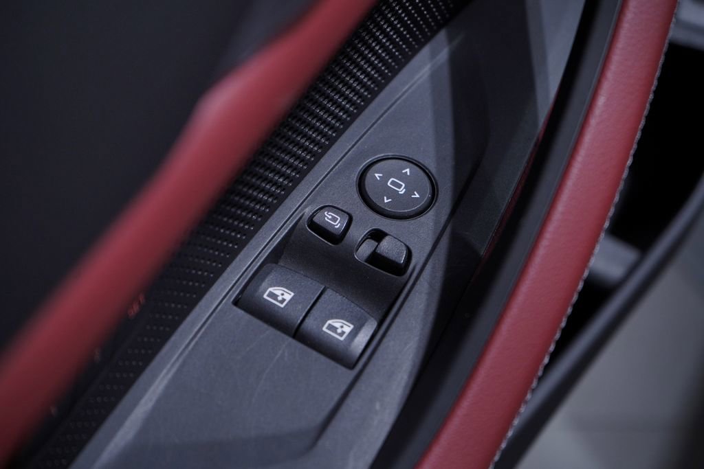 Used 2026 BMW 430i Coupe w/ M Sport Package image 16