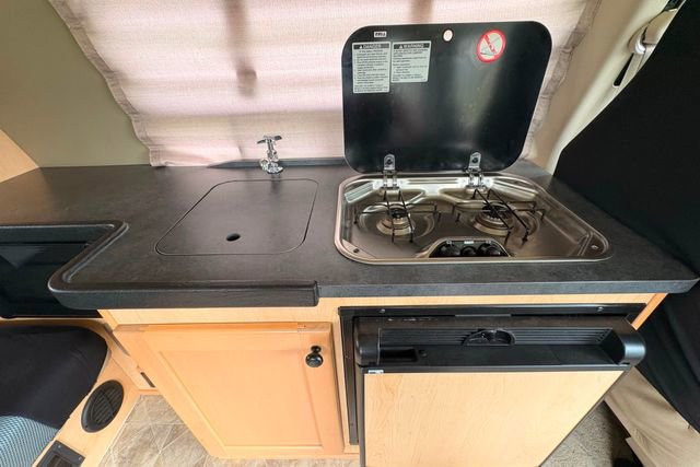 Used 2010 Ford E-150 and Econoline 150 RWD image 13