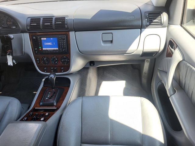 Used 2000 Mercedes-Benz ML 320 4MATIC image 21