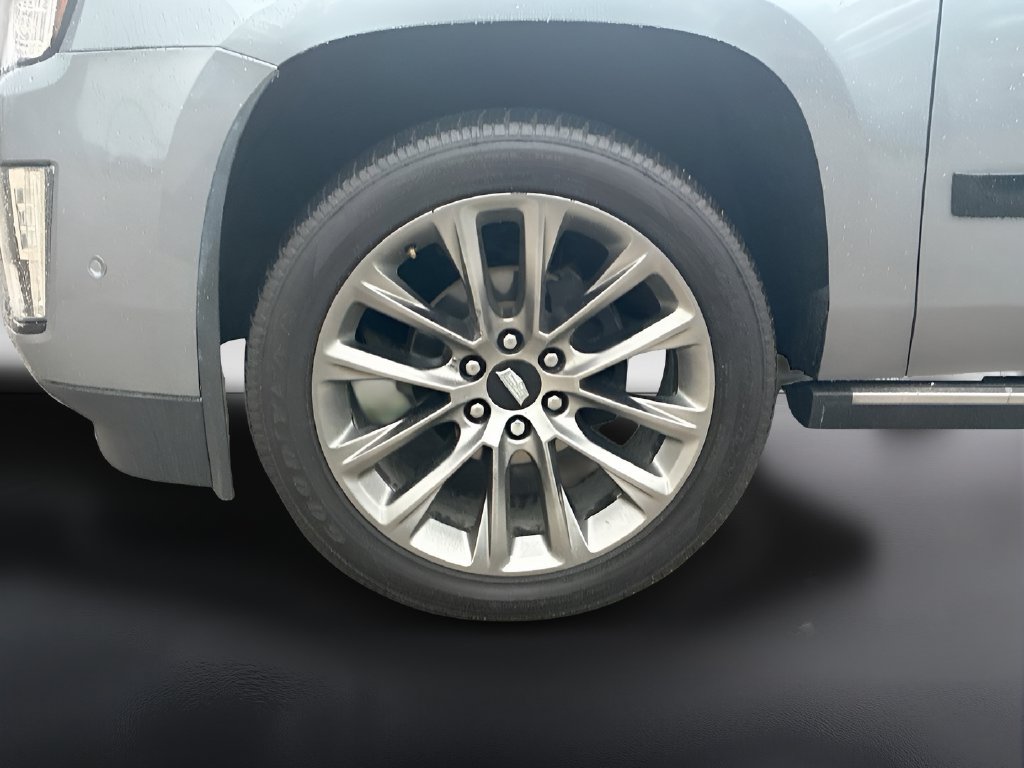 Used 2020 Cadillac Escalade Platinum w/ Escalade Sport Edition AWD/4WD image 33