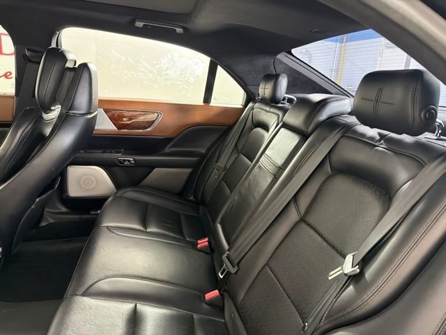 Used 2018 Lincoln Continental Black Label AWD/4WD image 13