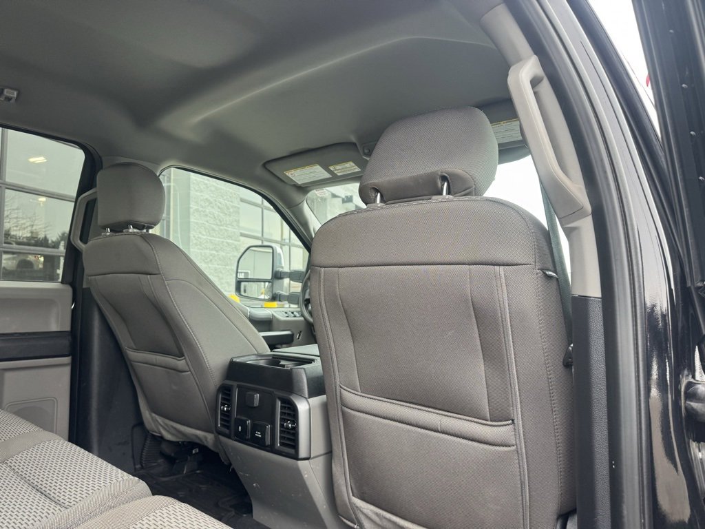 Used 2020 Ford F250 XLT w/ XLT Premium Package image 38
