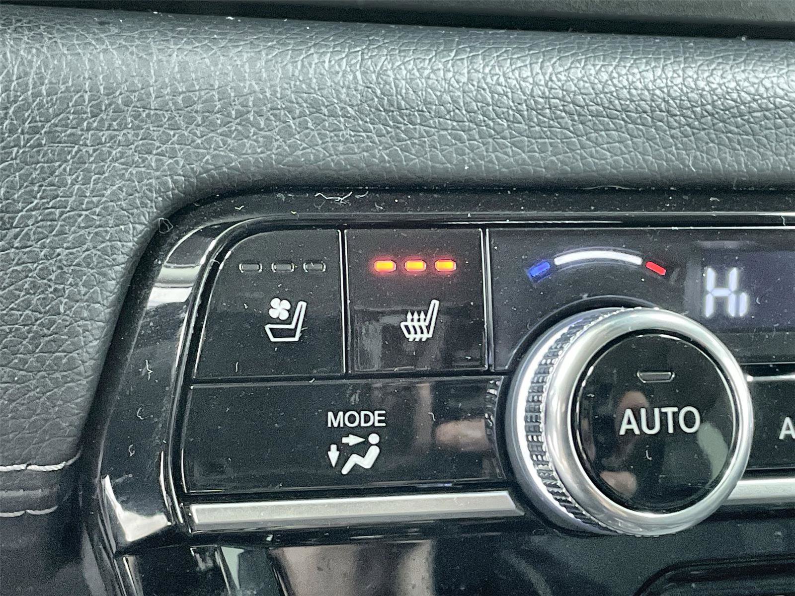 Certified 2024 Honda Pilot Elite image 14