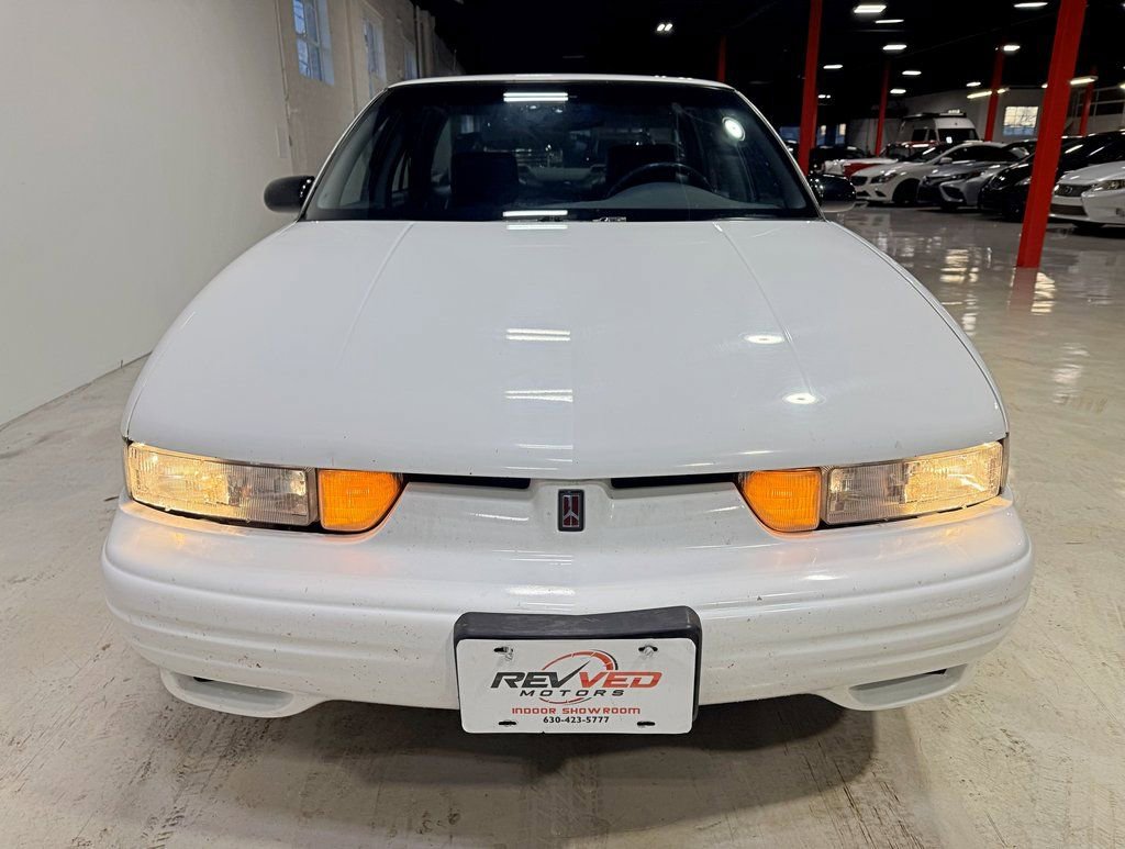 Used 1997 Oldsmobile Cutlass Supreme SL image 9
