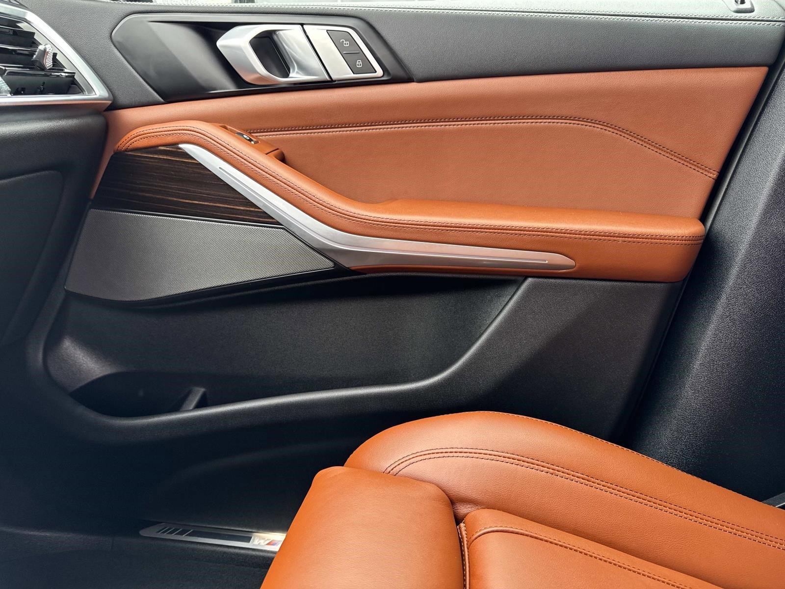 Certified 2026 BMW X5 xDrive50e w/ M Sport Package image 23