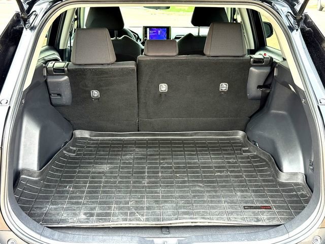 Used 2024 Toyota RAV4 LE FWD image 7