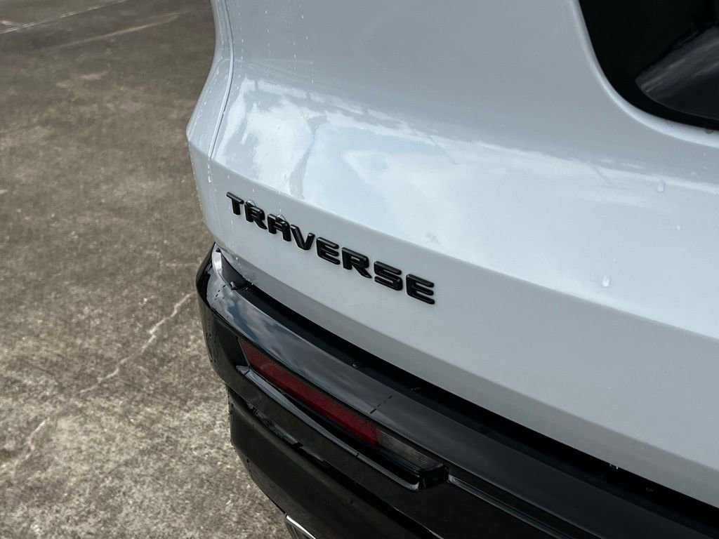 New 2026 Chevrolet Traverse RS image 15