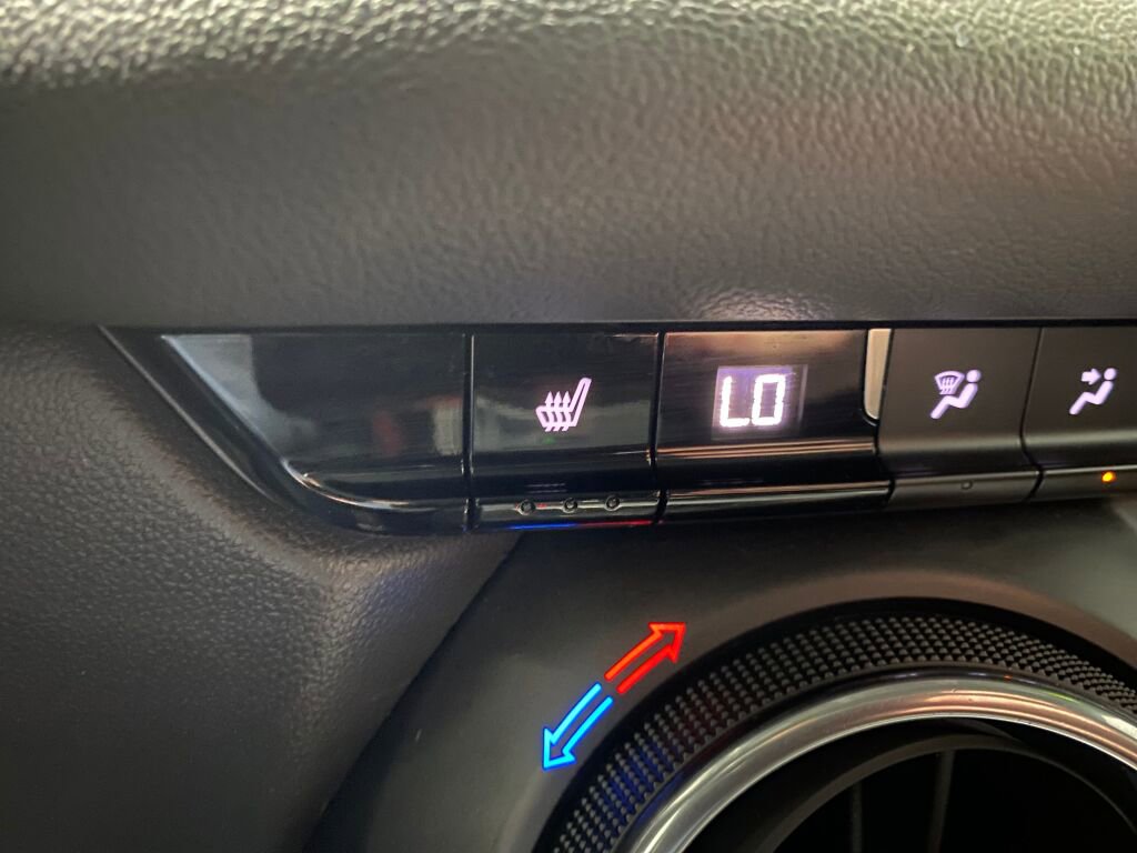 Used 2020 Chevrolet Blazer LT image 14