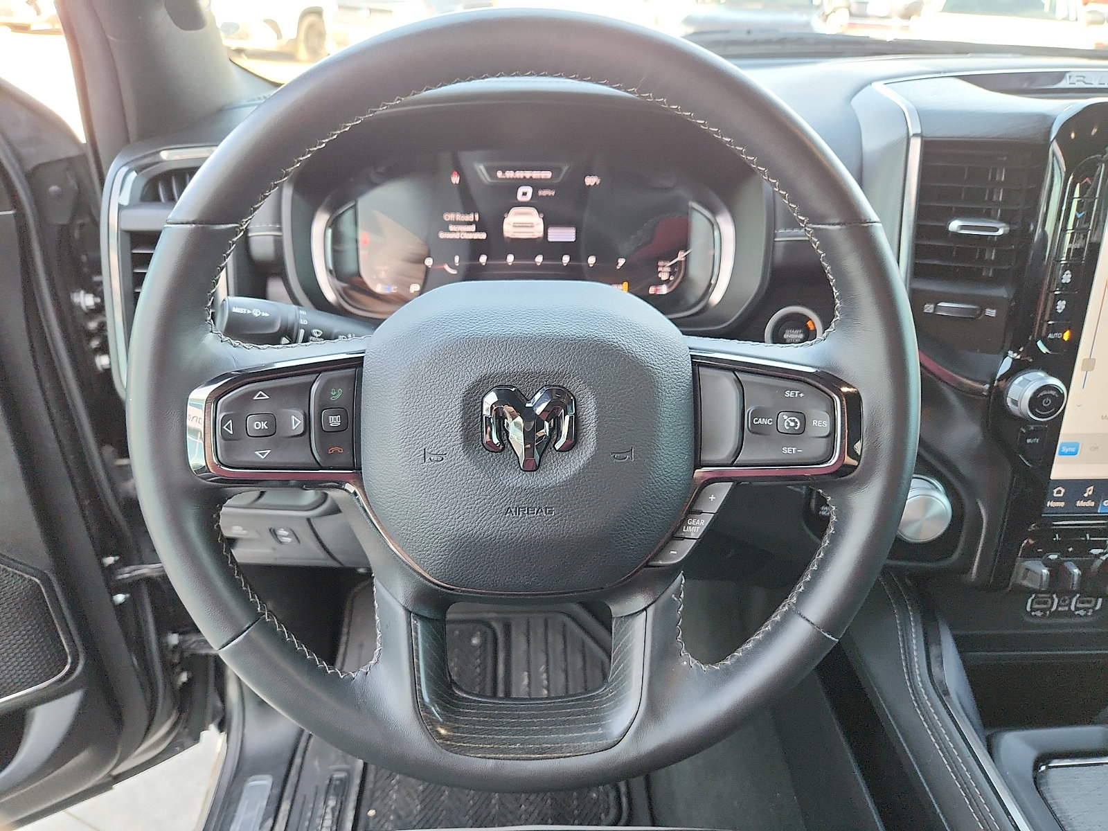 Used 2024 RAM 1500 Limited w/ Trailer Tow Group image 16