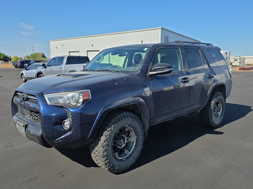 Certified 2021 Toyota 4Runner Venture AWD/4WD image 3