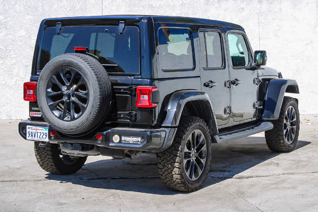 Used 2022 Jeep Wrangler Unlimited Sahara AWD/4WD image 4