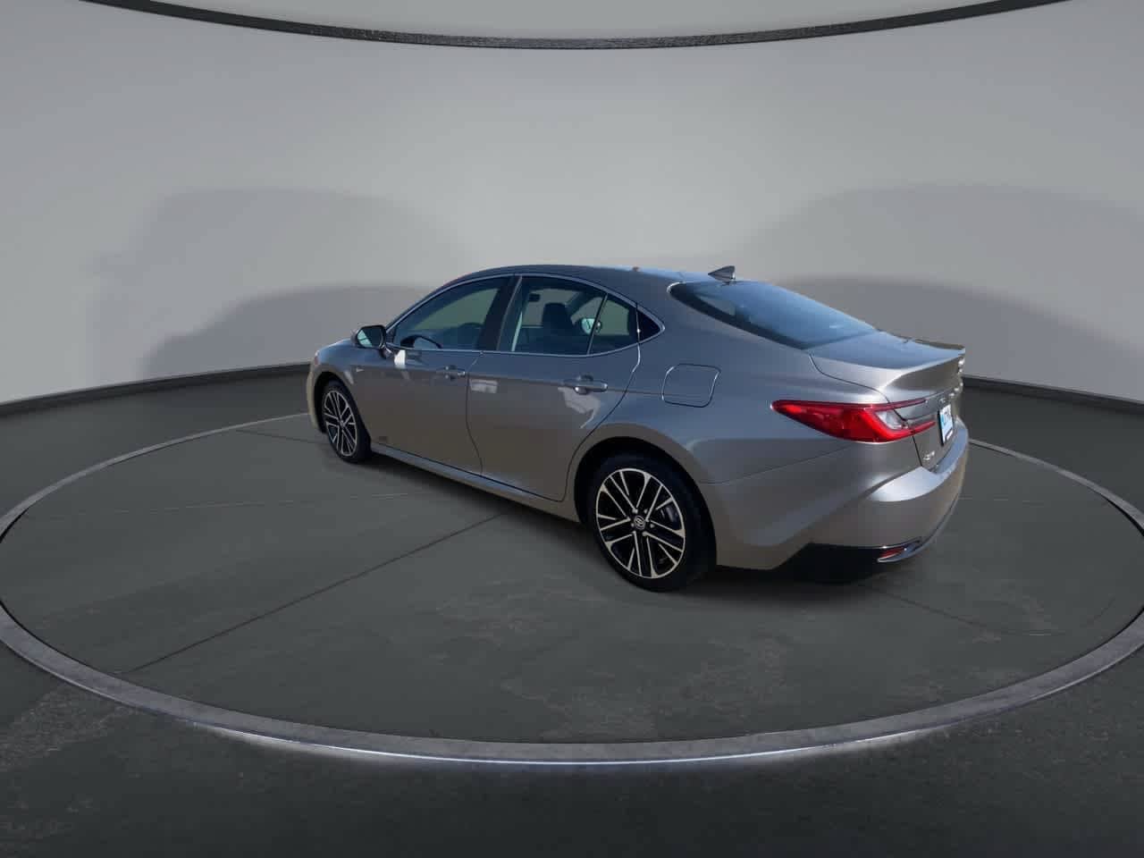 Certified 2025 Toyota Camry XLE FWD image 6