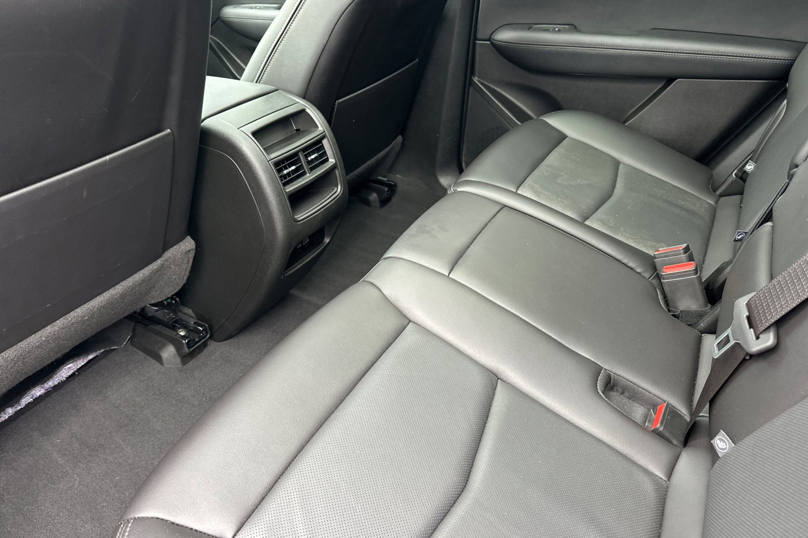 Certified 2025 Cadillac XT5 Premium Luxury image 12