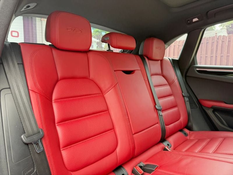 Used 2017 Porsche Macan GTS AWD/4WD image 29