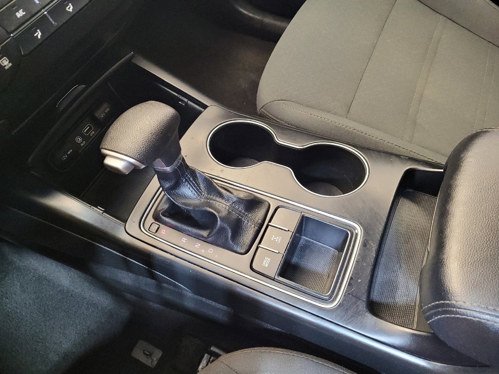 Used 2020 Kia Sorento LX image 26