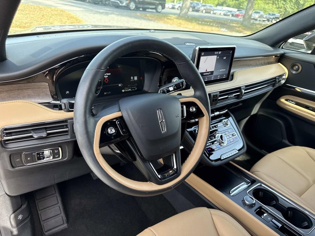 Certified 2020 Lincoln Corsair Reserve w/ Equipment Group 201A image 33