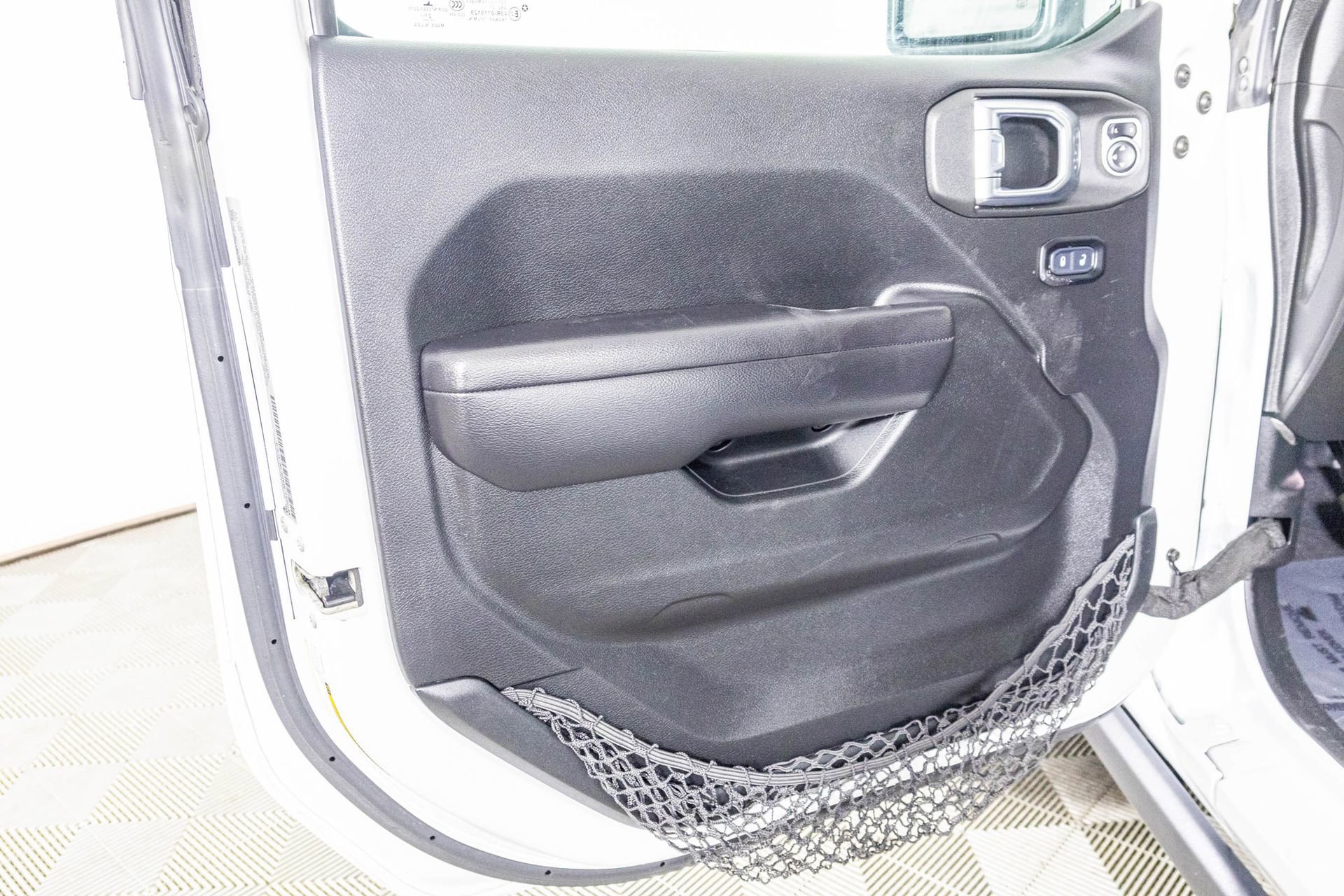 Used 2021 Jeep Wrangler Willys w/ LED Headlamp & Fog Lamp Group image 77