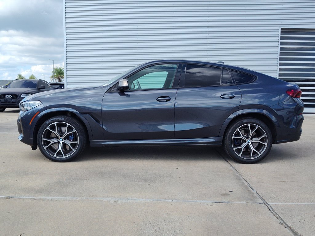 Used 2021 BMW X6 M50i w/ Premium Package AWD/4WD image 4