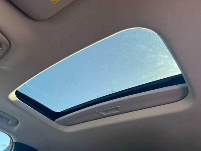 Used 2025 Chevrolet Trax ACTIV w/ Sunroof Package FWD image 6