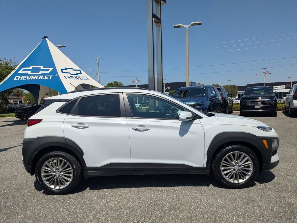 Used 2018 Hyundai Kona SEL FWD image 2