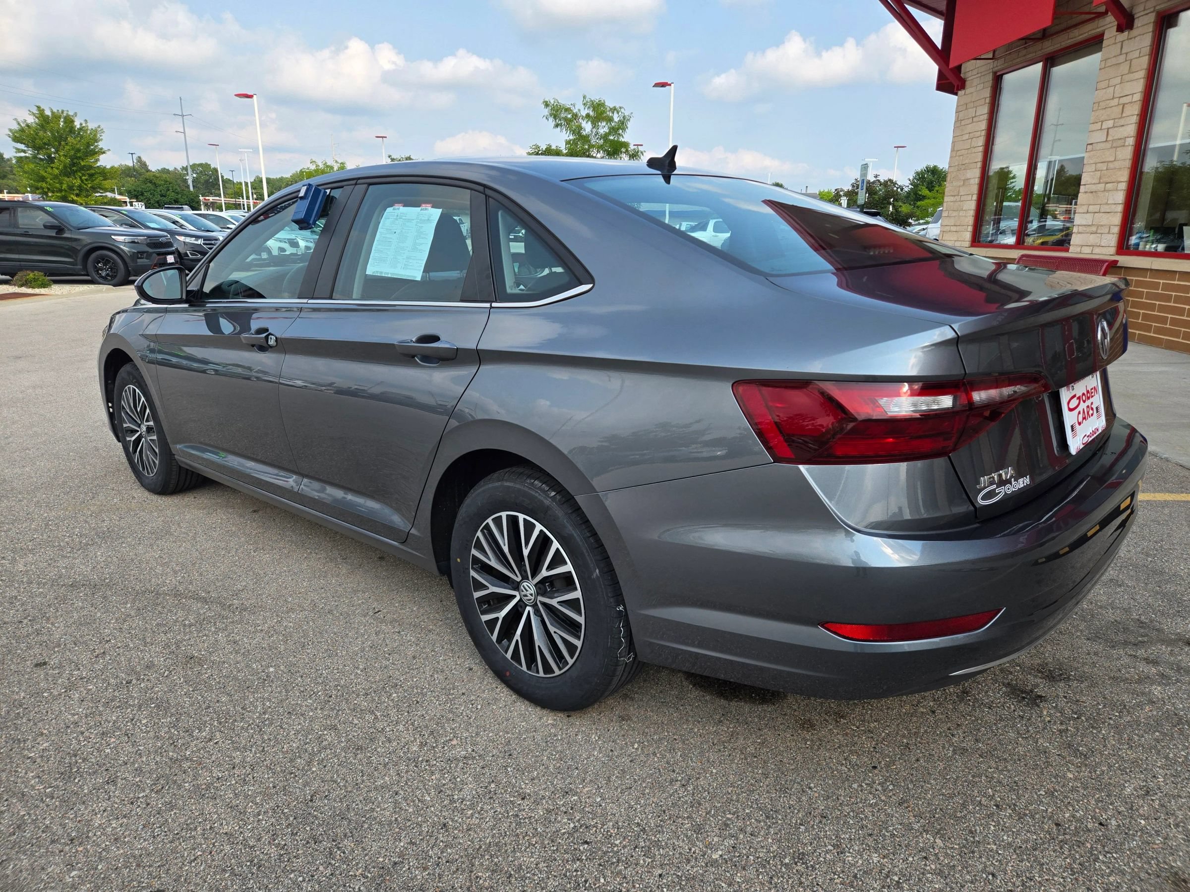 Used 2020 Volkswagen Jetta SE w/ SE Cold Weather Package FWD image 6
