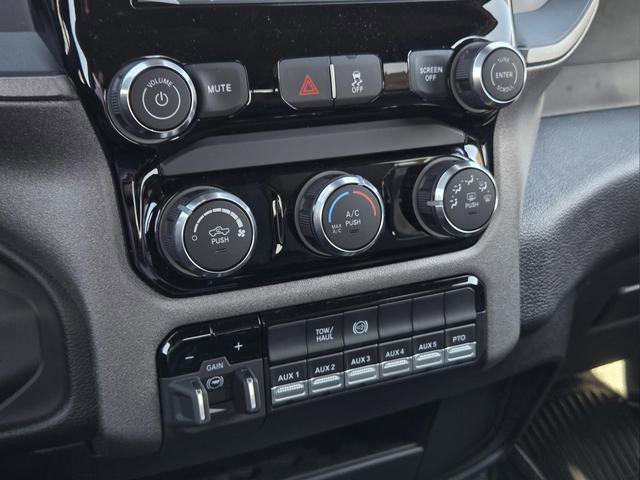 New 2026 RAM 3500 Tradesman w/ Chrome Appearance Group AWD/4WD image 15