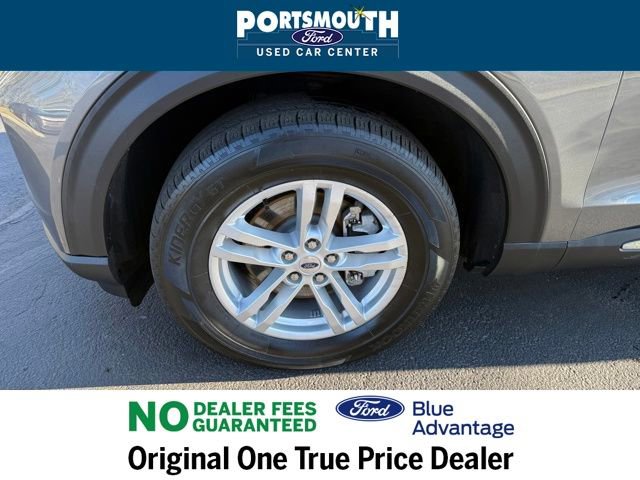Used 2022 Ford Explorer XLT w/ Equipment Group 202A AWD/4WD image 40