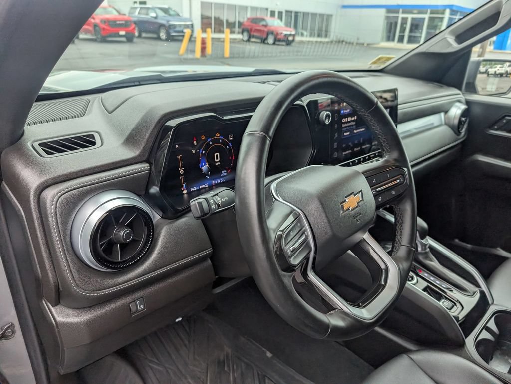 Used 2023 Chevrolet Colorado LT w/ LT Convenience Package III AWD/4WD image 13