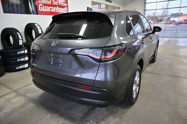 Used 2023 Honda HR-V LX image 5