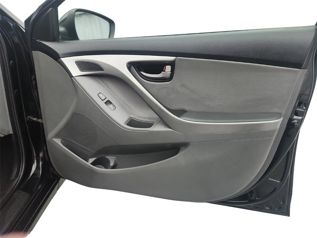 Used 2012 Hyundai Elantra Limited w/ Technology Pkg 5 image 26