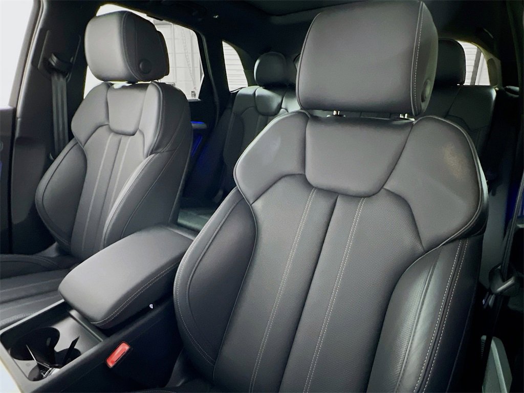 Used 2025 Audi Q5 2.0T Premium Plus image 11