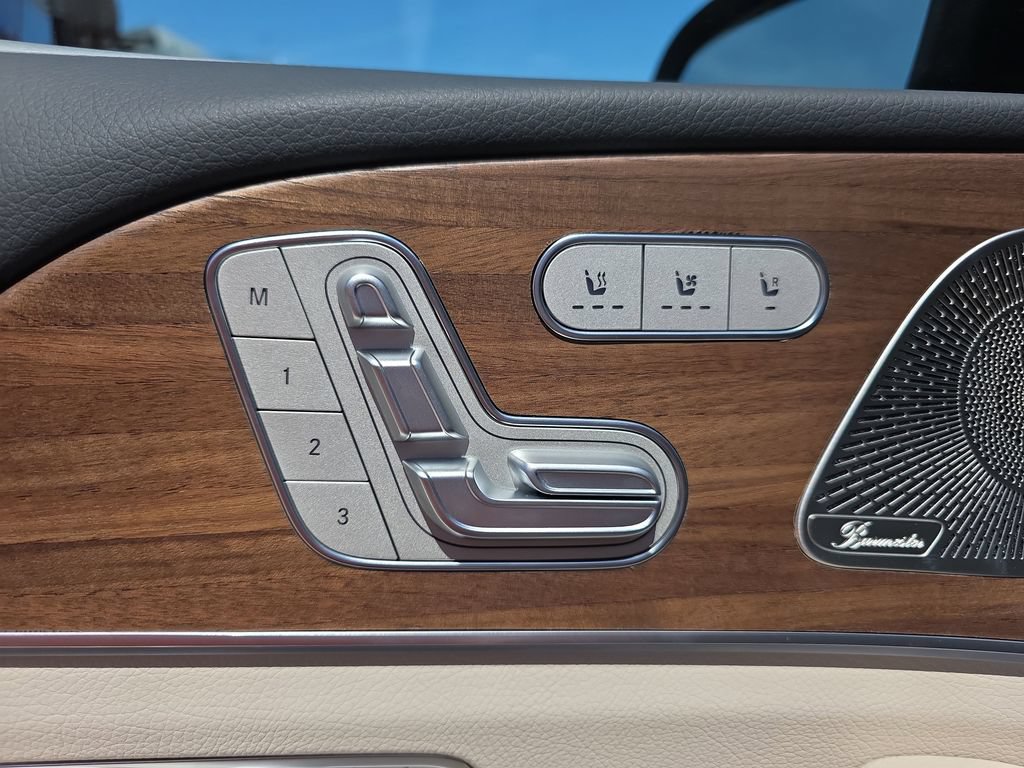 New 2026 Mercedes-Benz GLS 450 4MATIC image 11