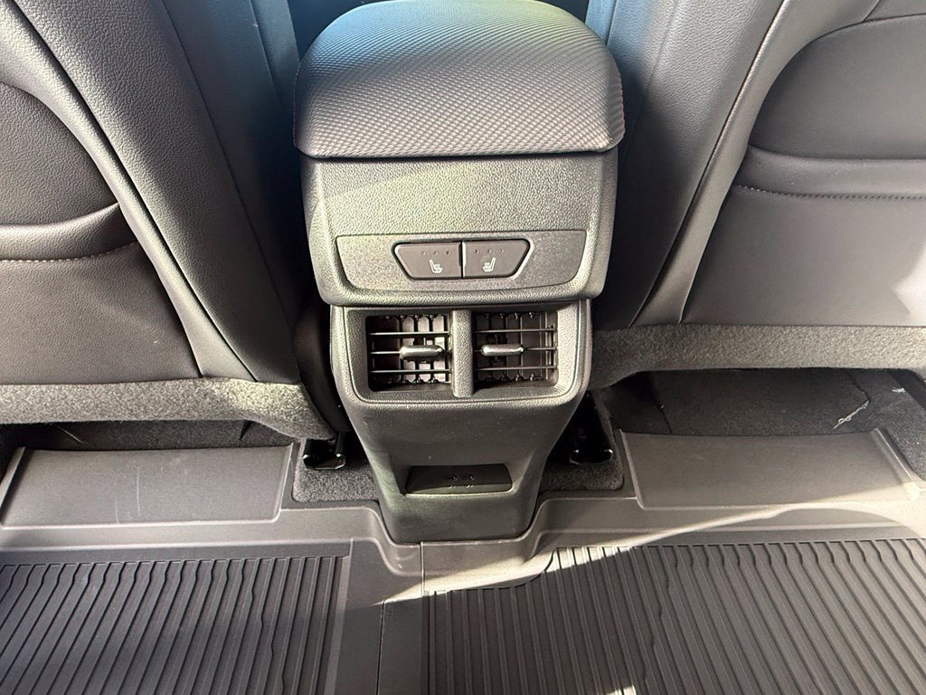 New 2027 Chevrolet Equinox RS w/ Safety and Technology Package AWD/4WD image 22