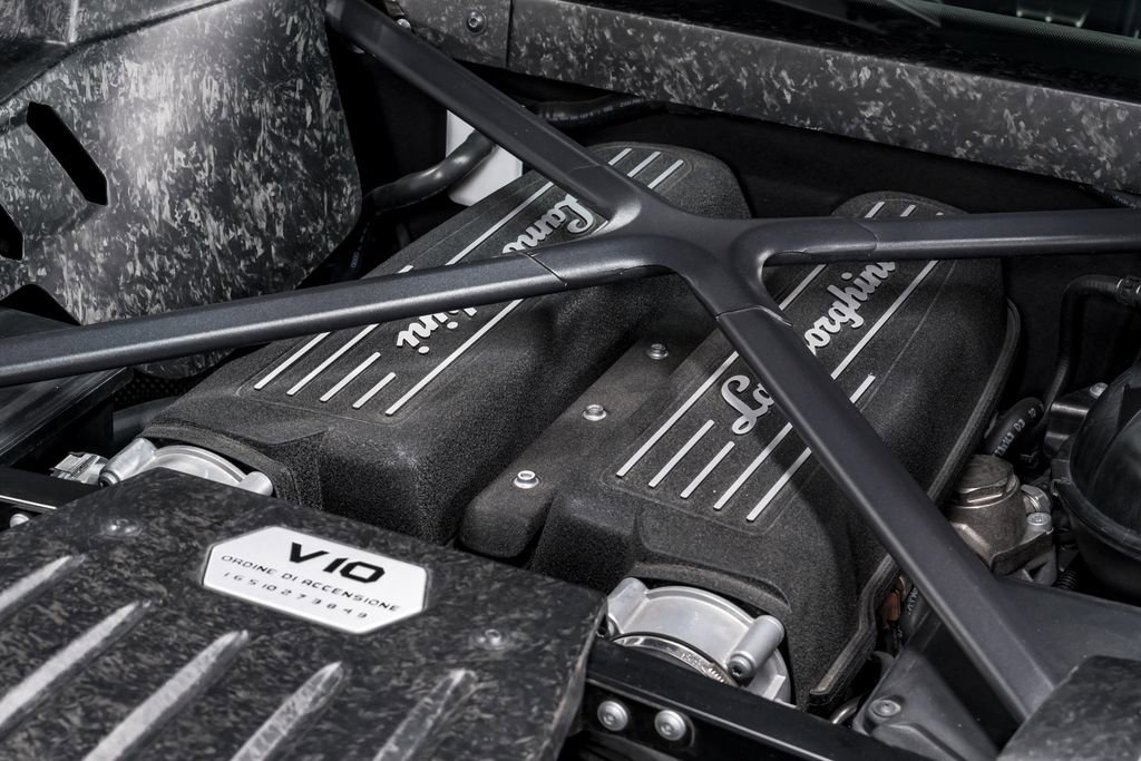 Used 2018 Lamborghini Huracan LP 580-2 image 53