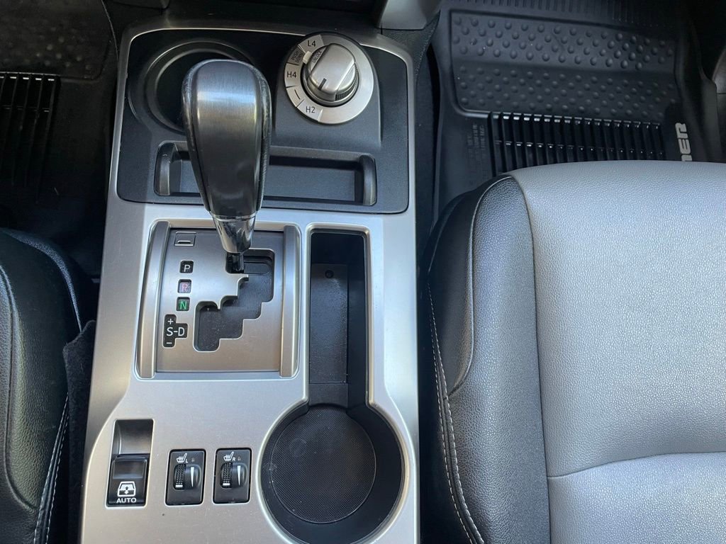 Used 2019 Toyota 4Runner SR5 Premium AWD/4WD image 17