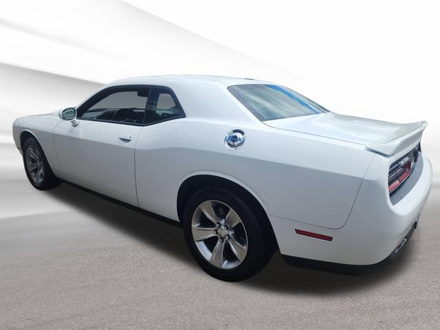 Used 2020 Dodge Challenger SXT RWD image 7