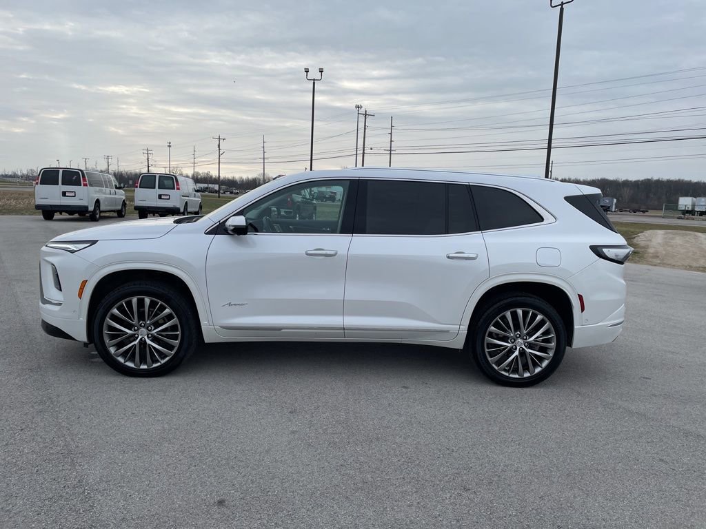 Used 2025 Buick Enclave Avenir w/ Super Cruise Package image 5