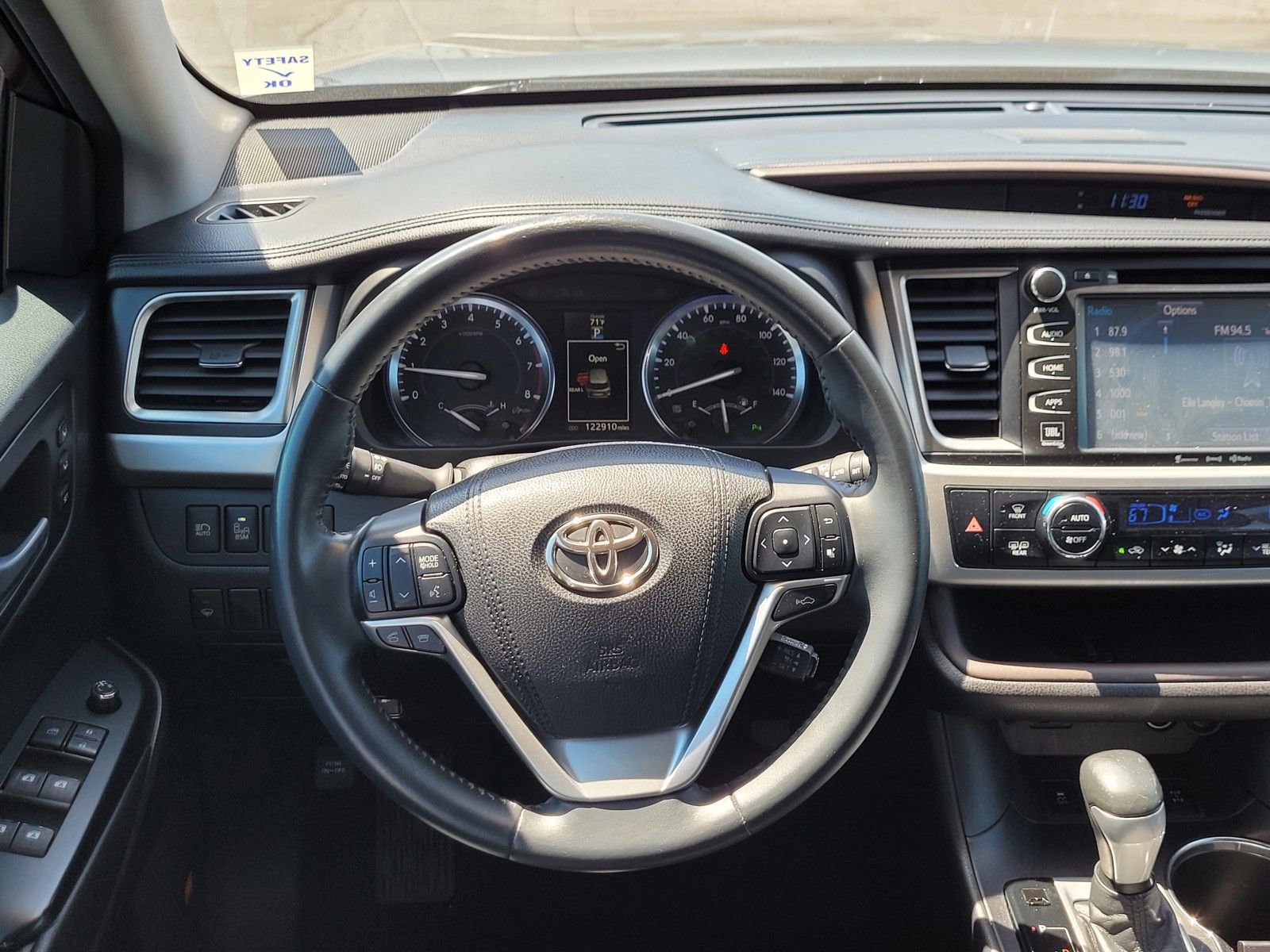 Used 2016 Toyota Highlander Limited w/ Driver Technology Package AWD/4WD image 14