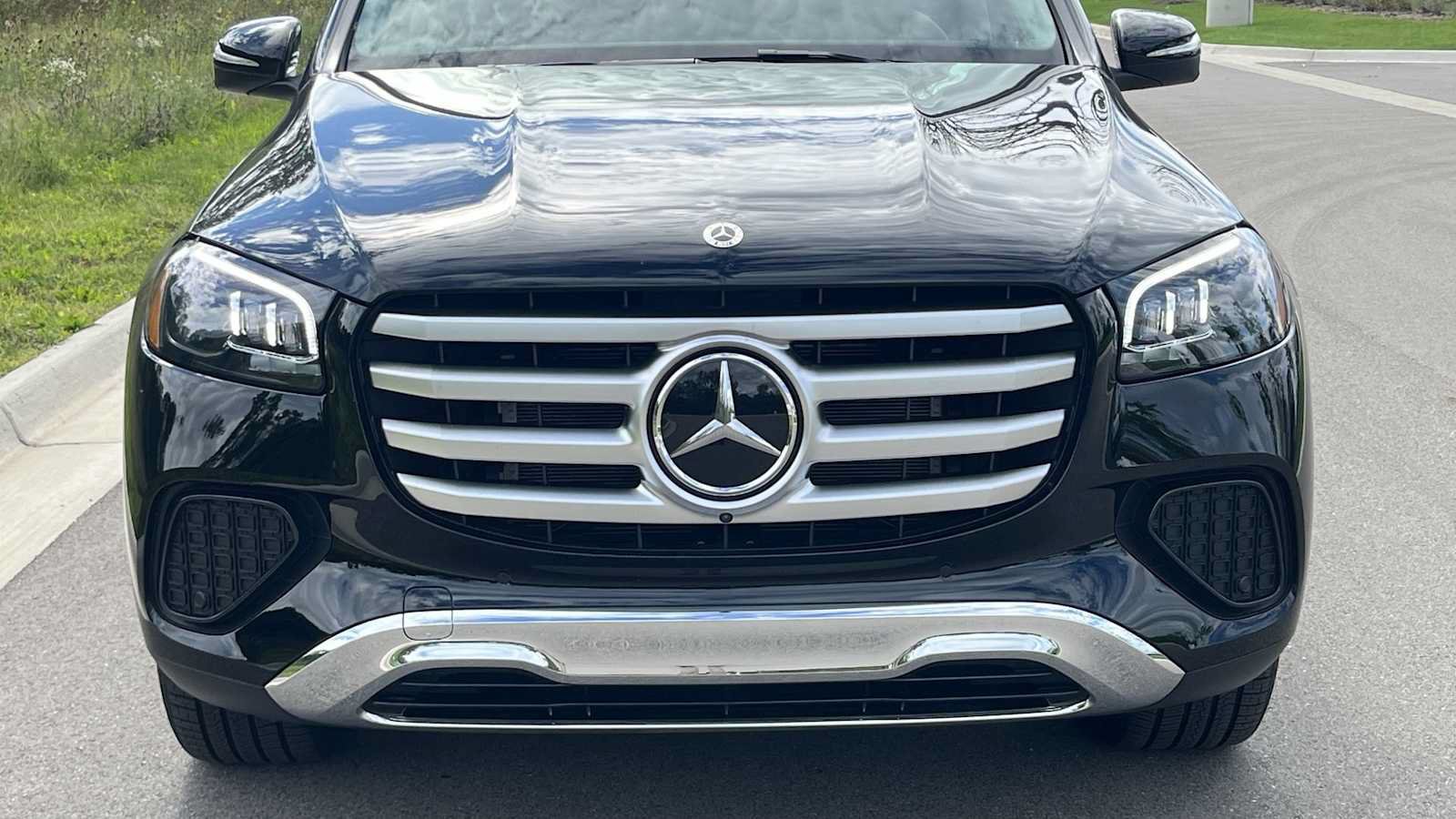 Used 2026 Mercedes-Benz GLS 450 4MATIC image 22