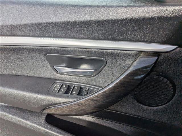 Used 2018 BMW 330i Gran Turismo xDrive image 15