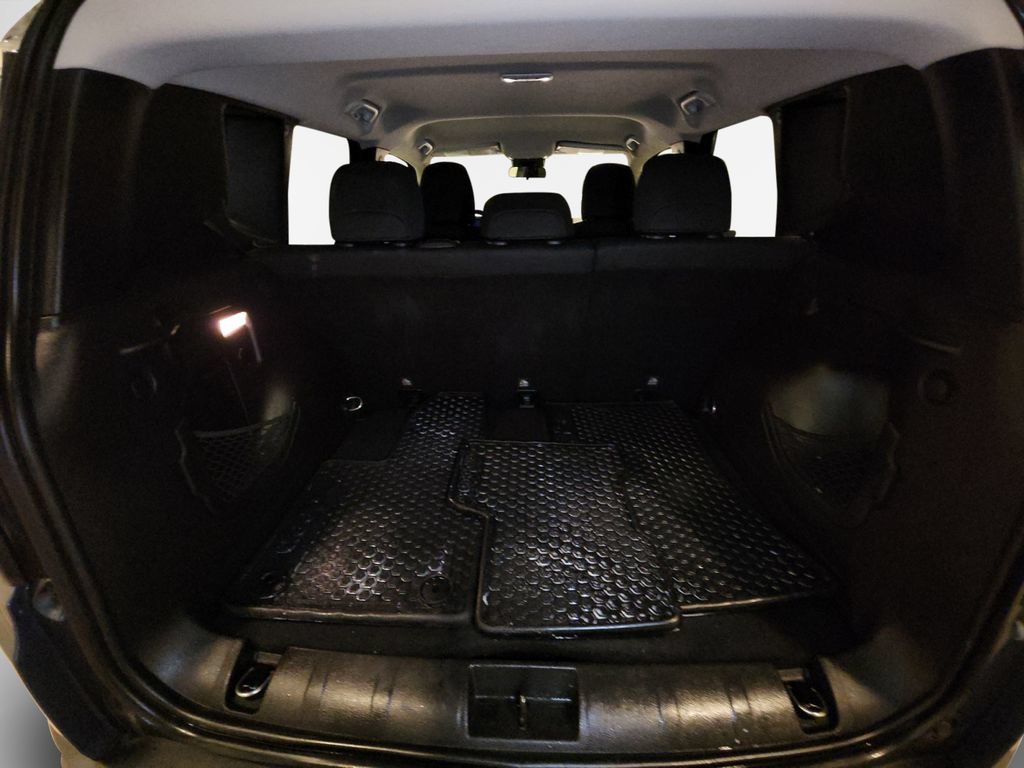 Used 2020 Jeep Renegade Latitude w/ Cold Weather Group AWD/4WD image 26