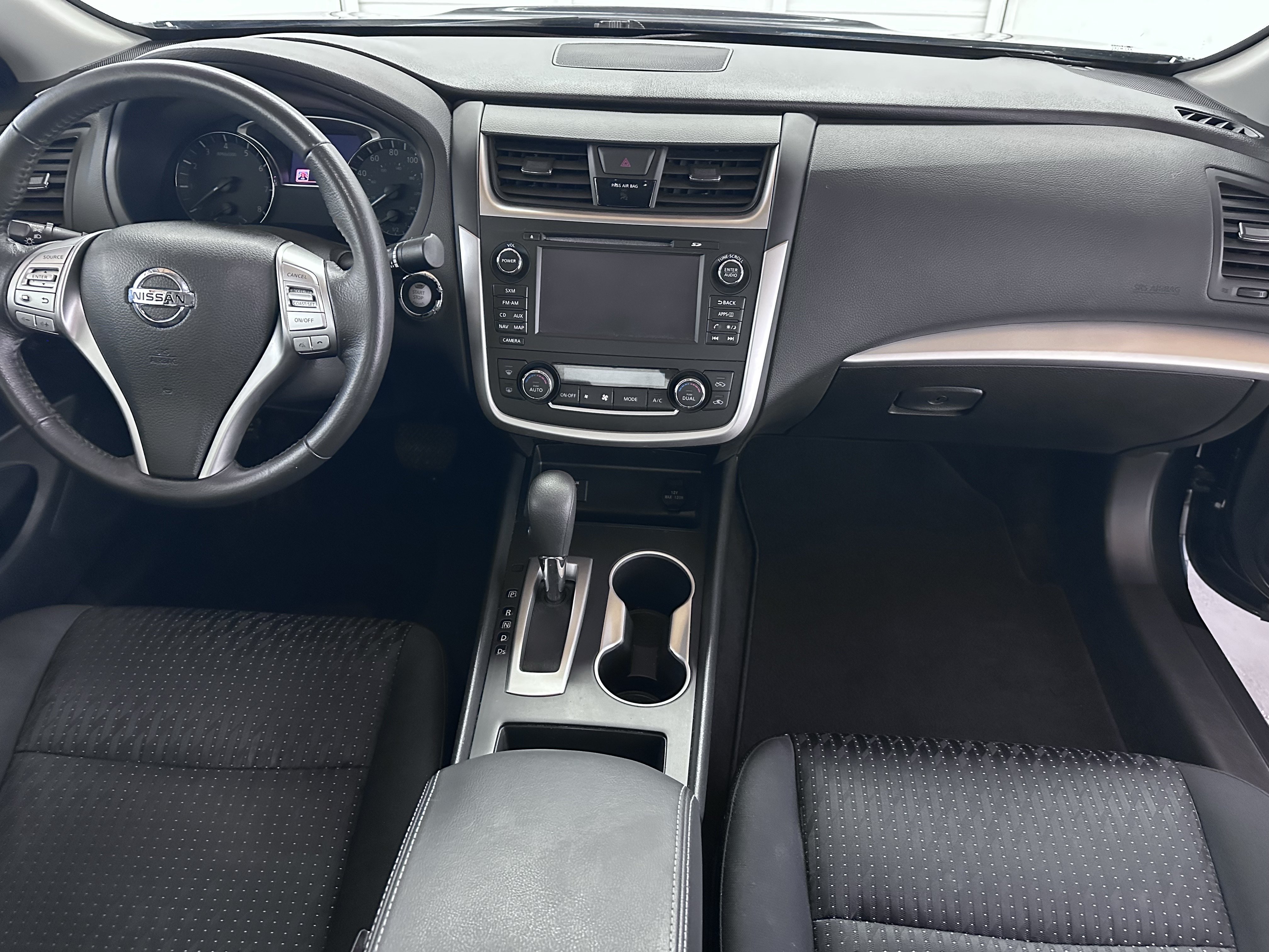 Used 2016 Nissan Altima 2.5 SV w/ Convenience Package FWD image 30
