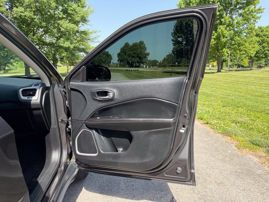 Used 2019 Jeep Compass Sport AWD/4WD image 23