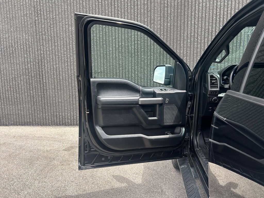 Used 2020 Ford F150 XLT w/ Equipment Group 302A Luxury AWD/4WD image 15