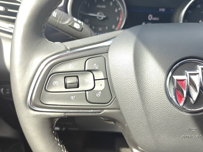 Used 2022 Buick Encore GX Essence w/ Experience Buick Package AWD/4WD image 27