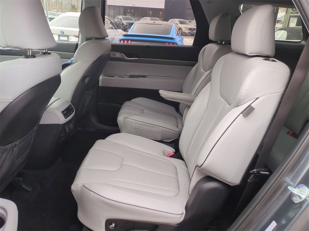 Used 2023 Hyundai Palisade SEL w/ Premium Package image 25