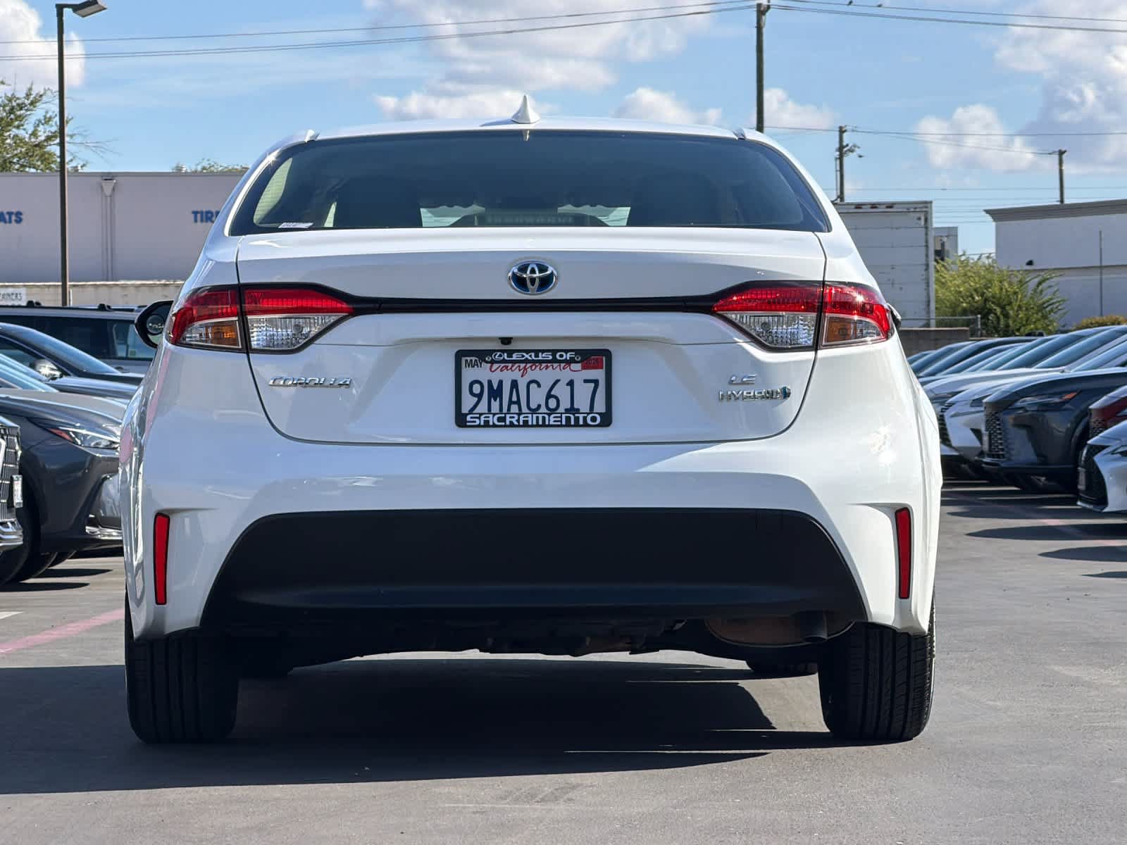 Used 2024 Toyota Corolla LE FWD image 8